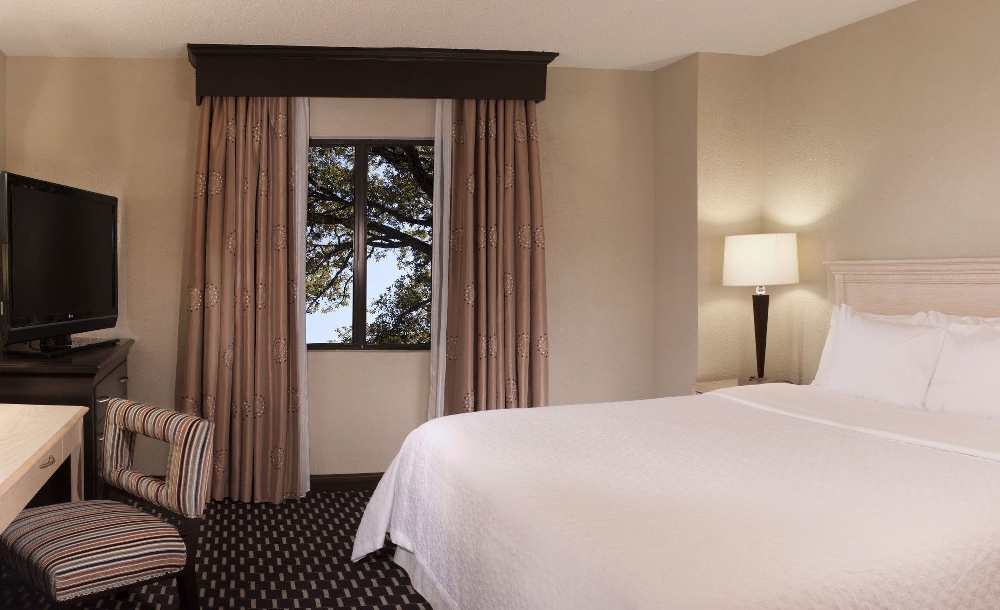 Embassy Suites By Hilton Houston Near The Galleria Quarto foto
