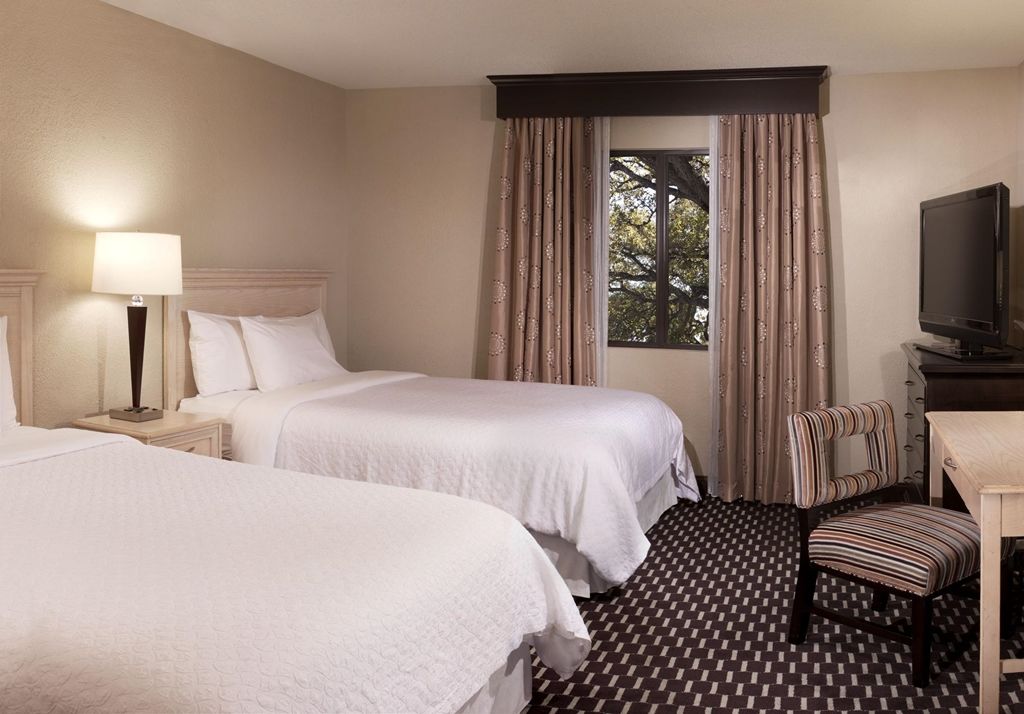 Embassy Suites By Hilton Houston Near The Galleria Quarto foto